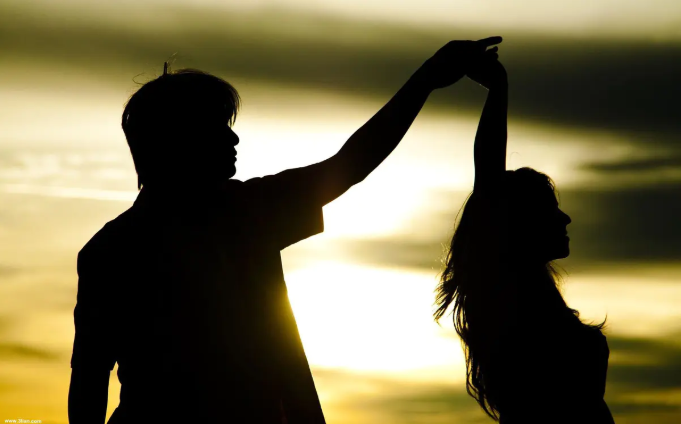 对于自己的人生，我和你都不能只是读者